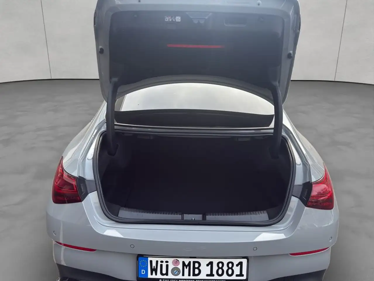 Mercedes-Benz CLA 180 5