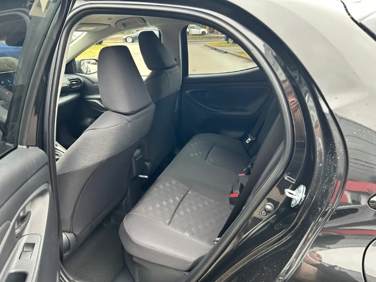 Toyota Yaris 13