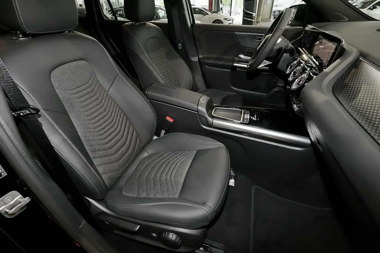 Mercedes-Benz EQA 250 4