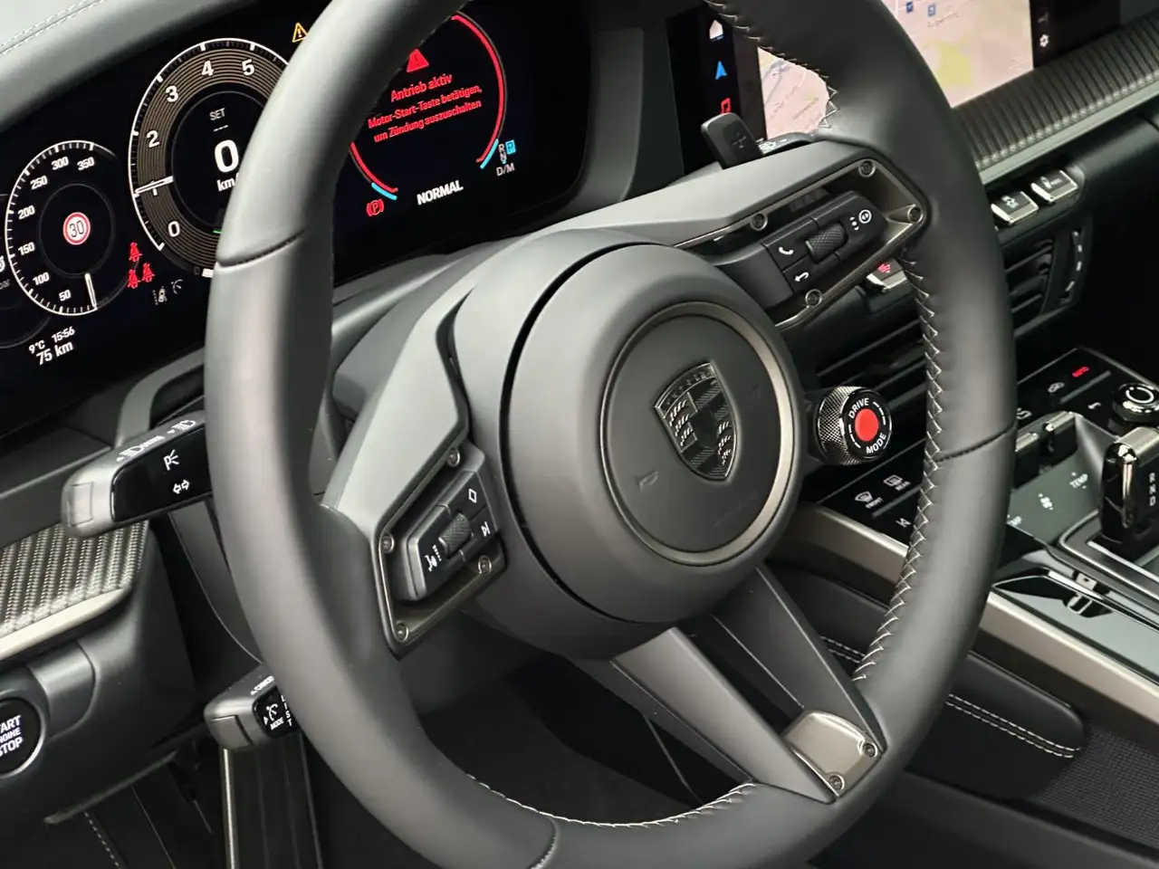 Porsche 992 911 13