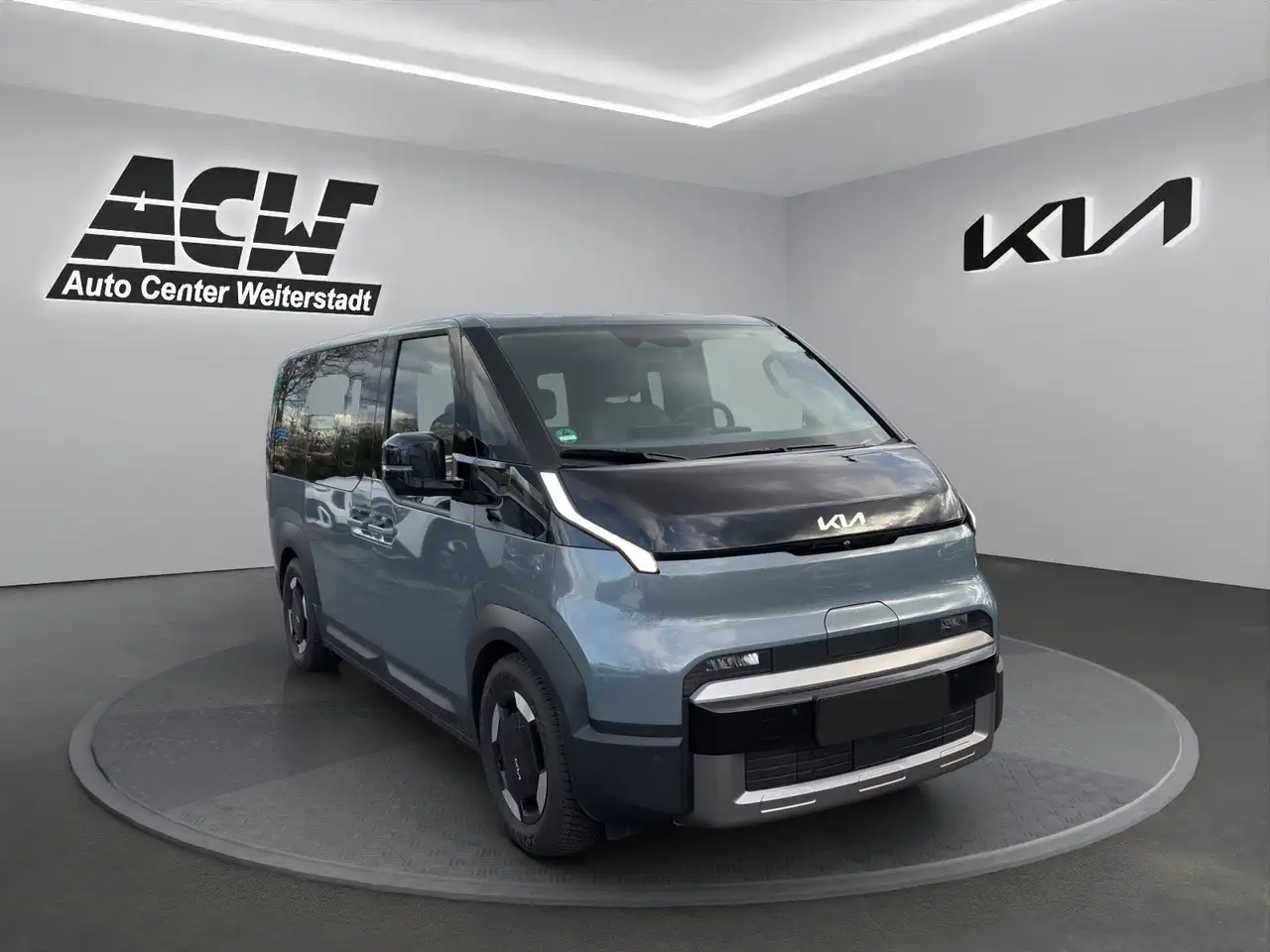 Kia PV5 3