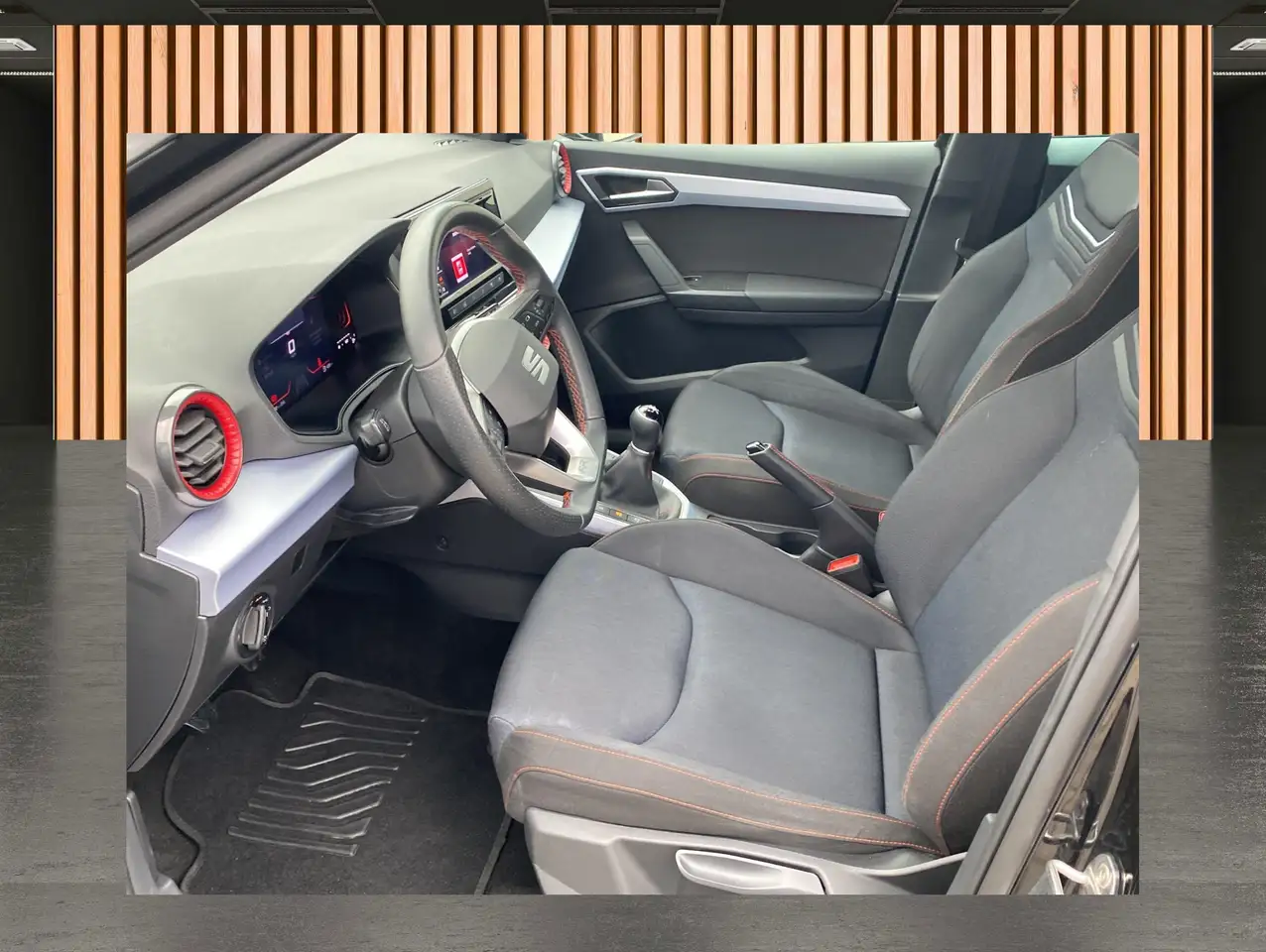 Seat Arona 8