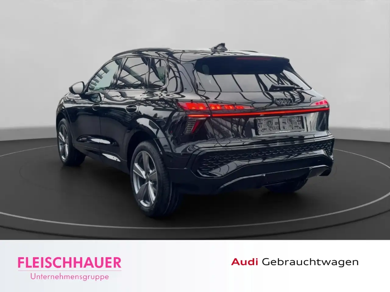 Audi Q3 4