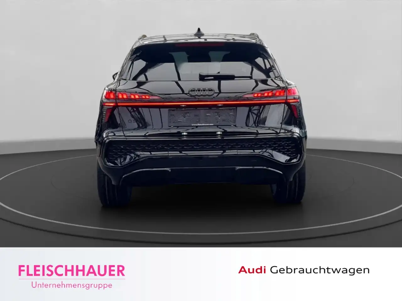 Audi Q3 5