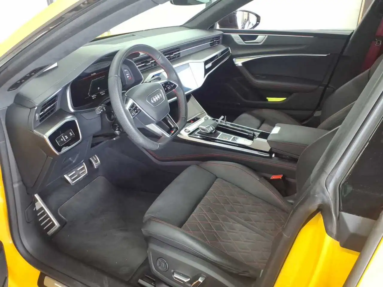 Audi S7 5