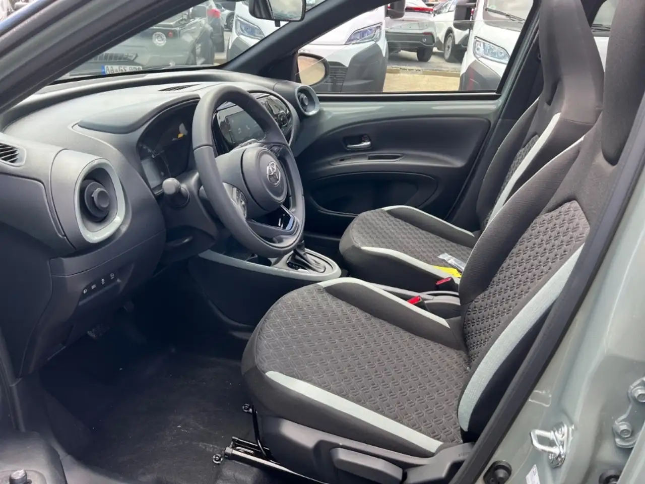 Toyota Aygo X 12