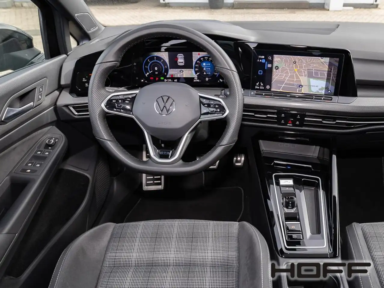 Volkswagen Golf VIII 6