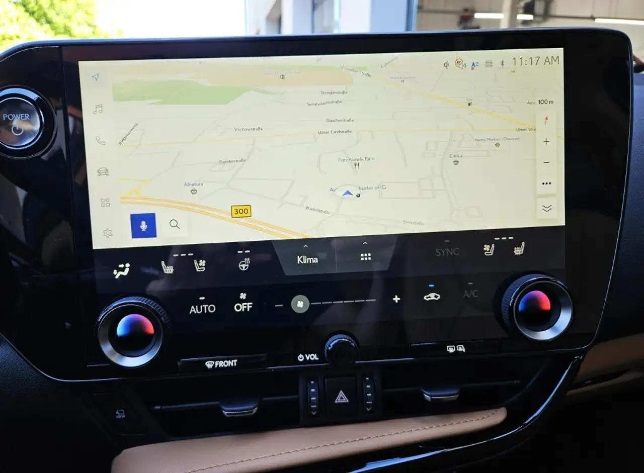 Lexus NX 10