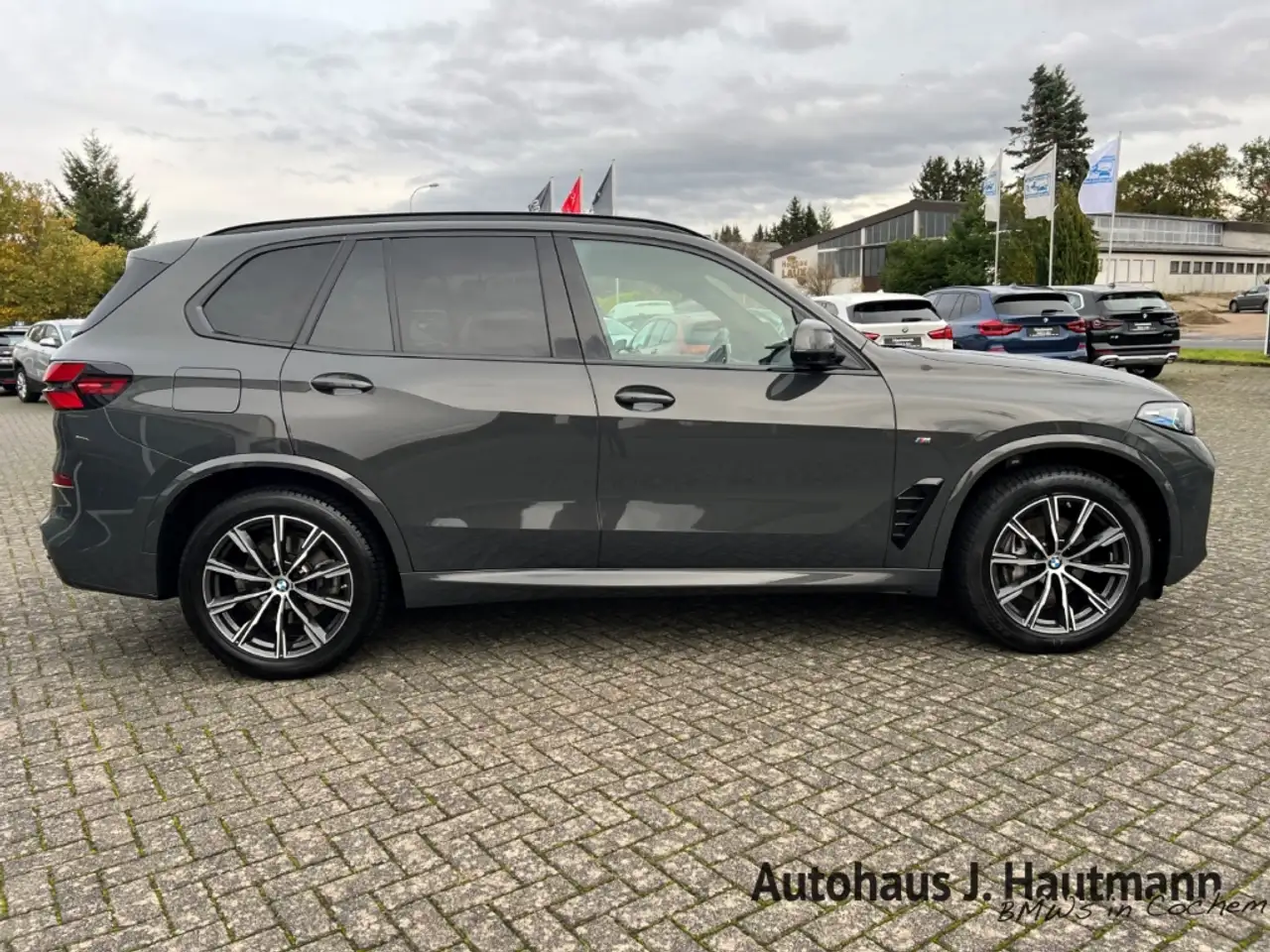 BMW X5 8