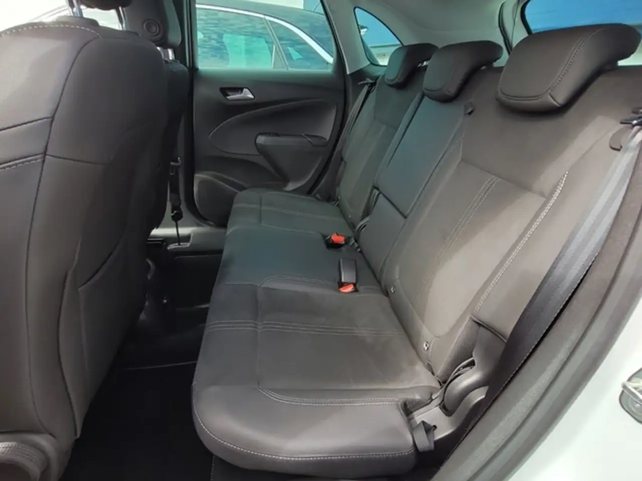 Opel Crossland 10