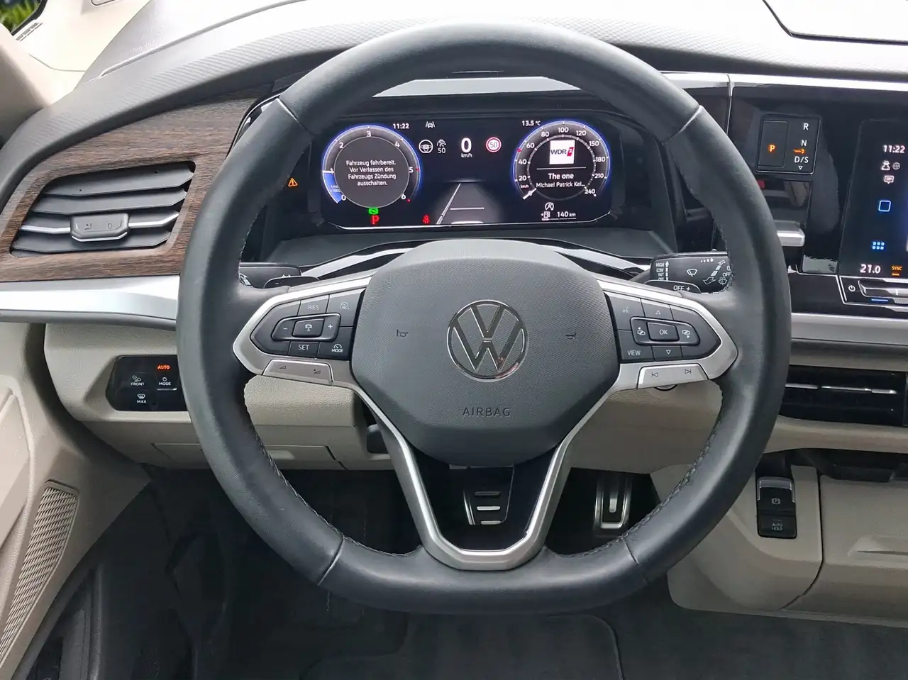 Volkswagen T7 Multivan 8