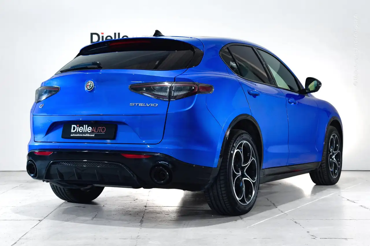 Alfa Romeo Stelvio 2