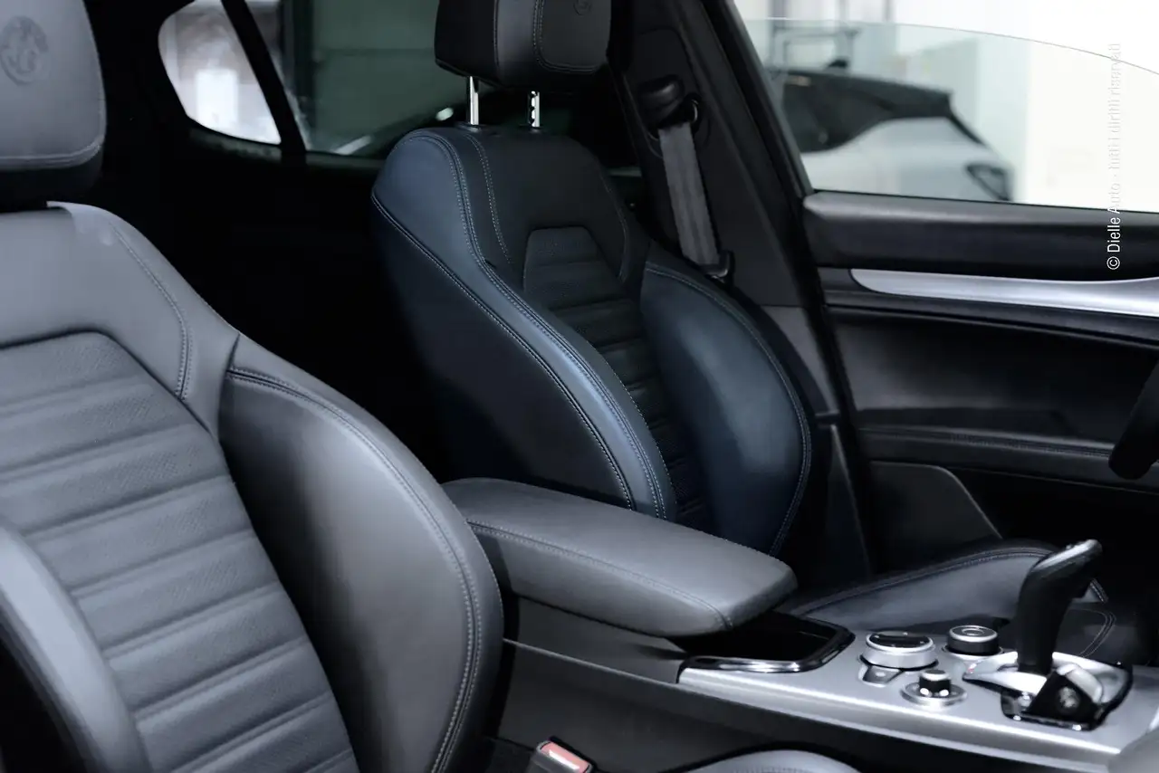 Alfa Romeo Stelvio 11