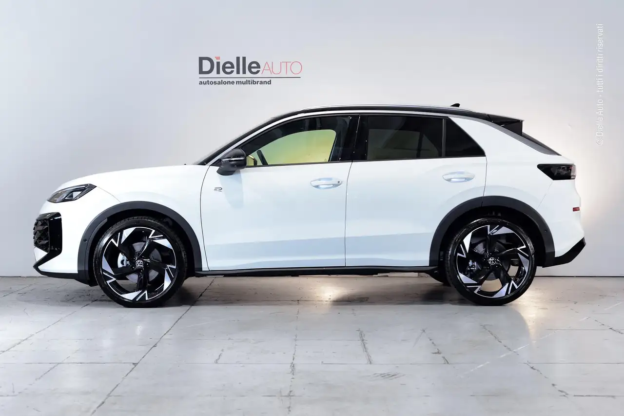 Volkswagen T-Roc 3