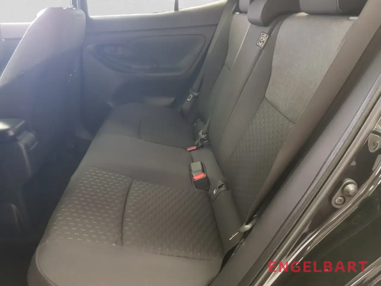 Toyota Yaris 12