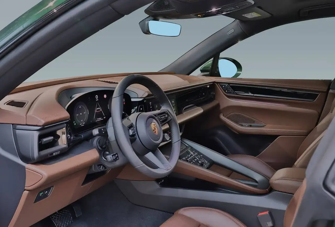 Porsche Macan 4 5