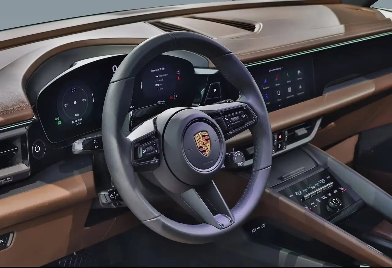 Porsche Macan 4 6
