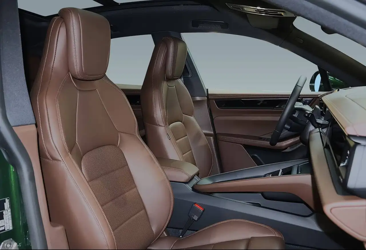Porsche Macan 4 13