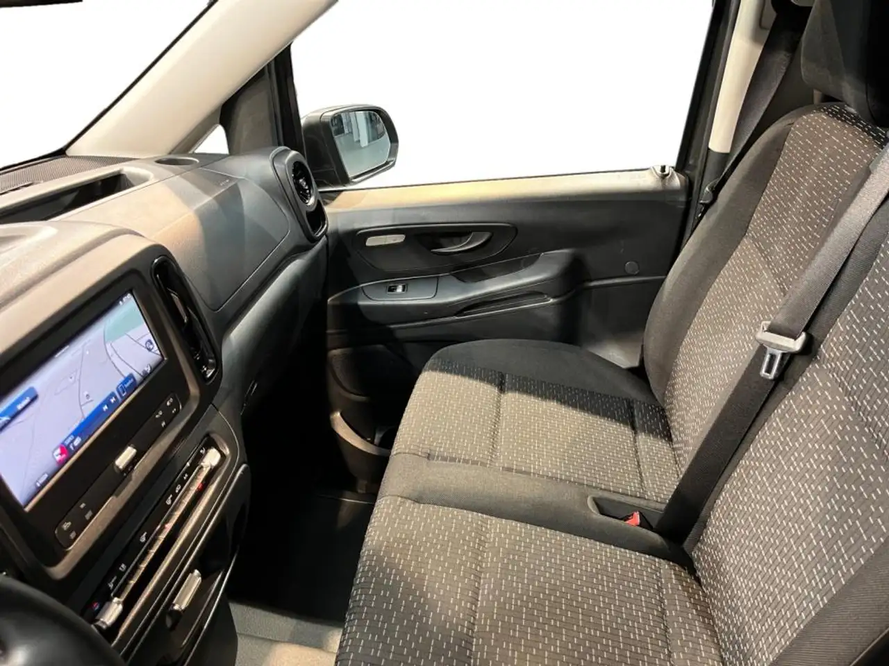 Mercedes-Benz Vito 119 5
