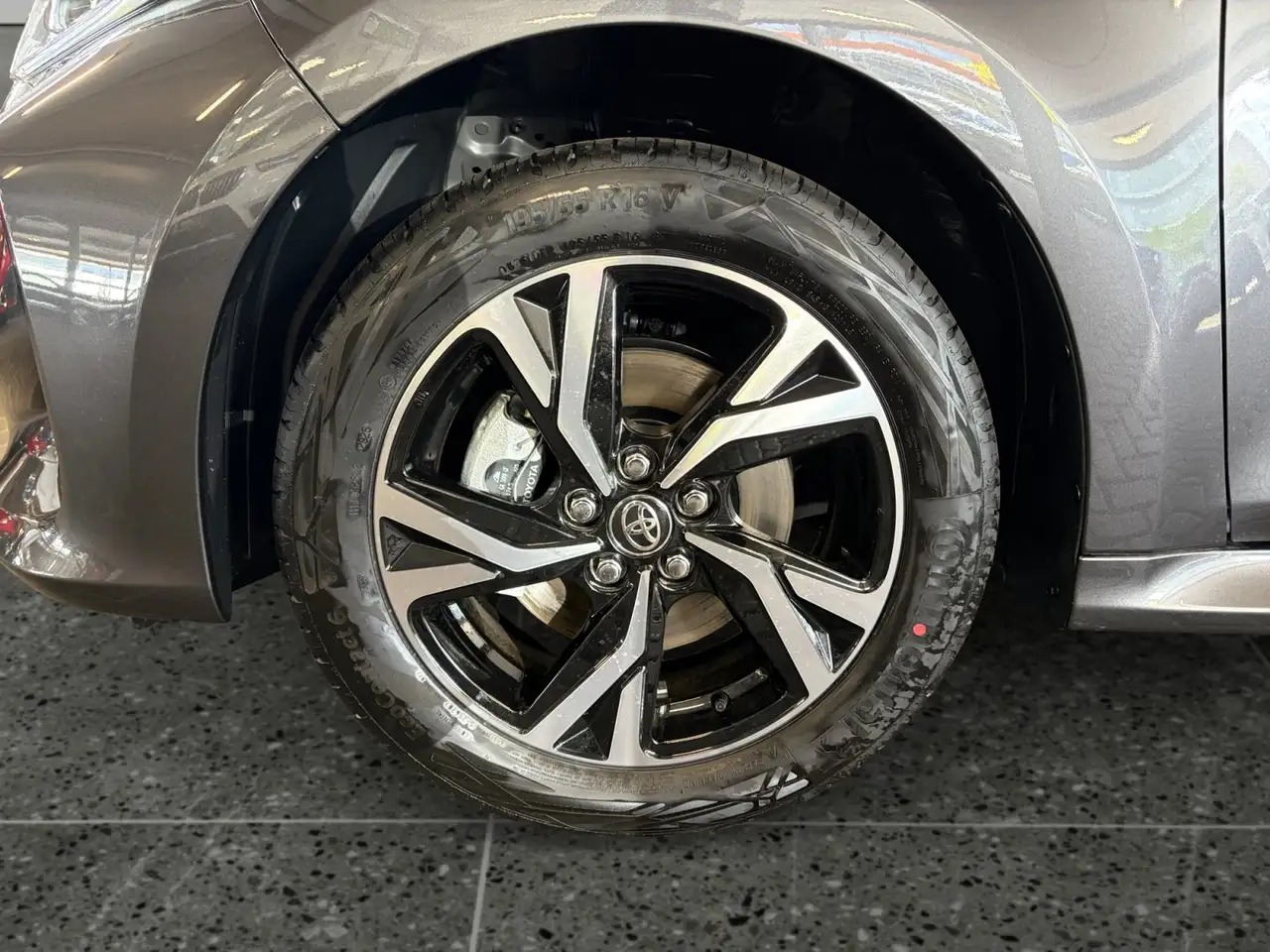 Toyota Yaris 15