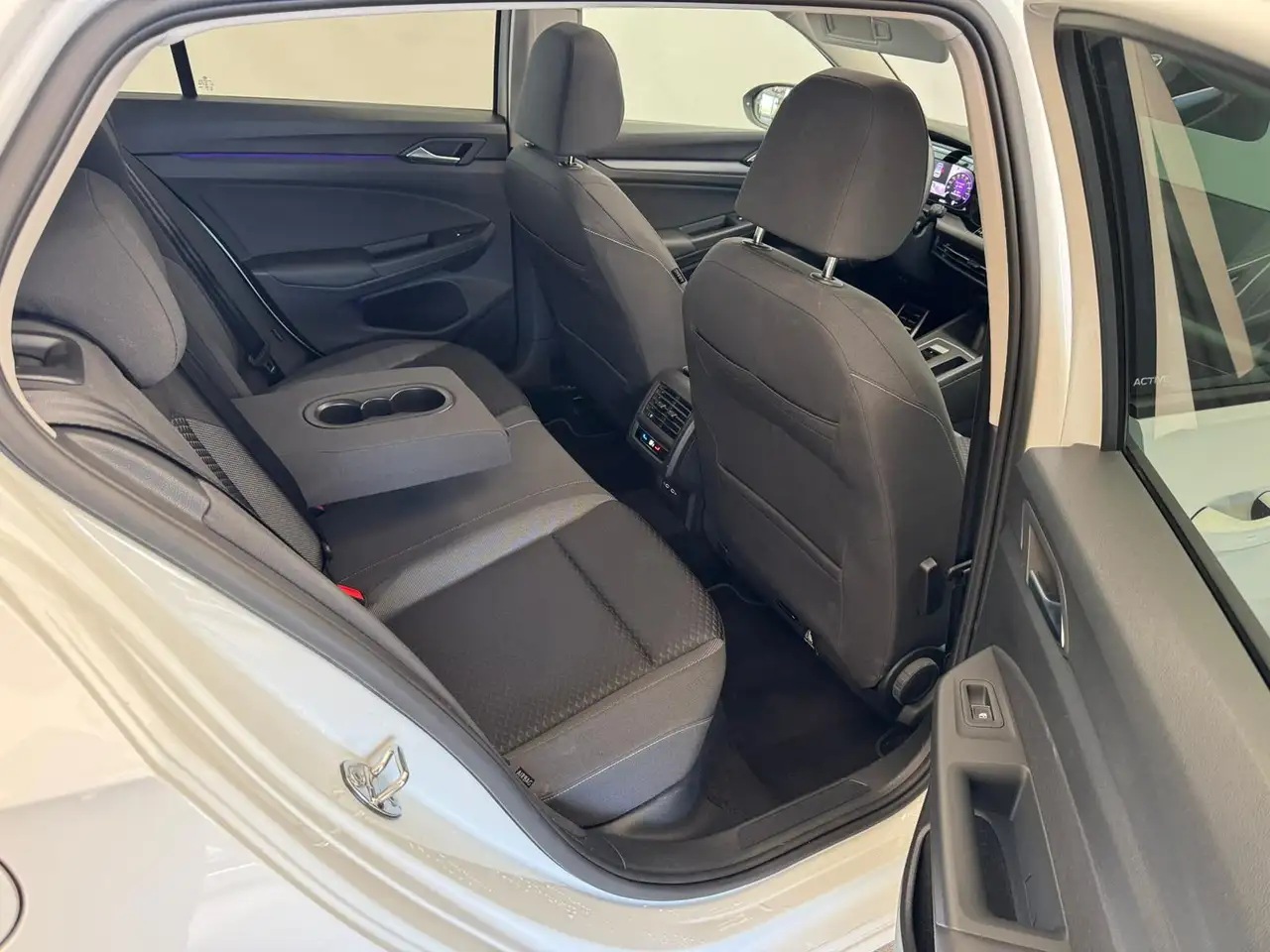 Volkswagen Golf 11