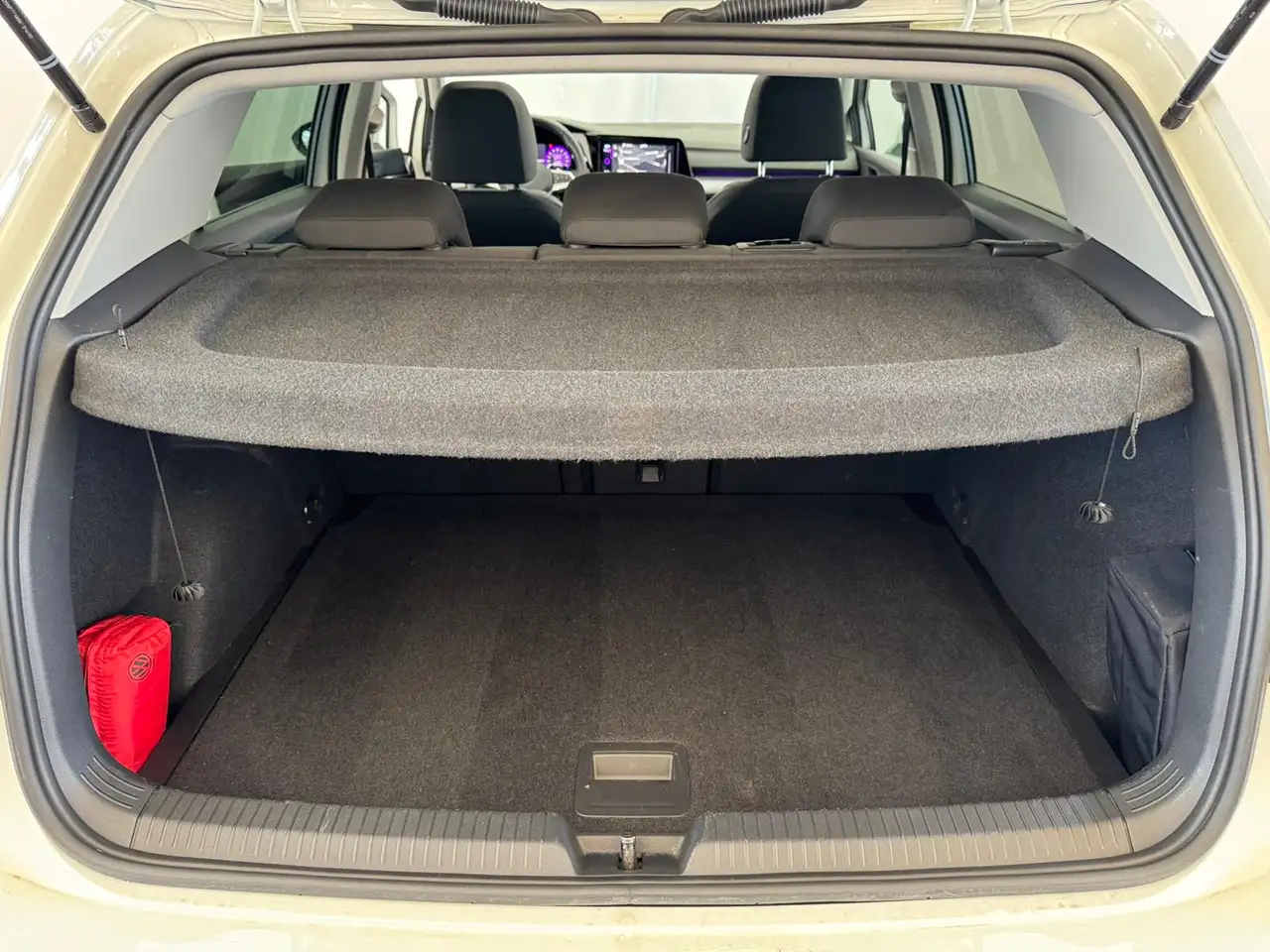 Volkswagen Golf 12