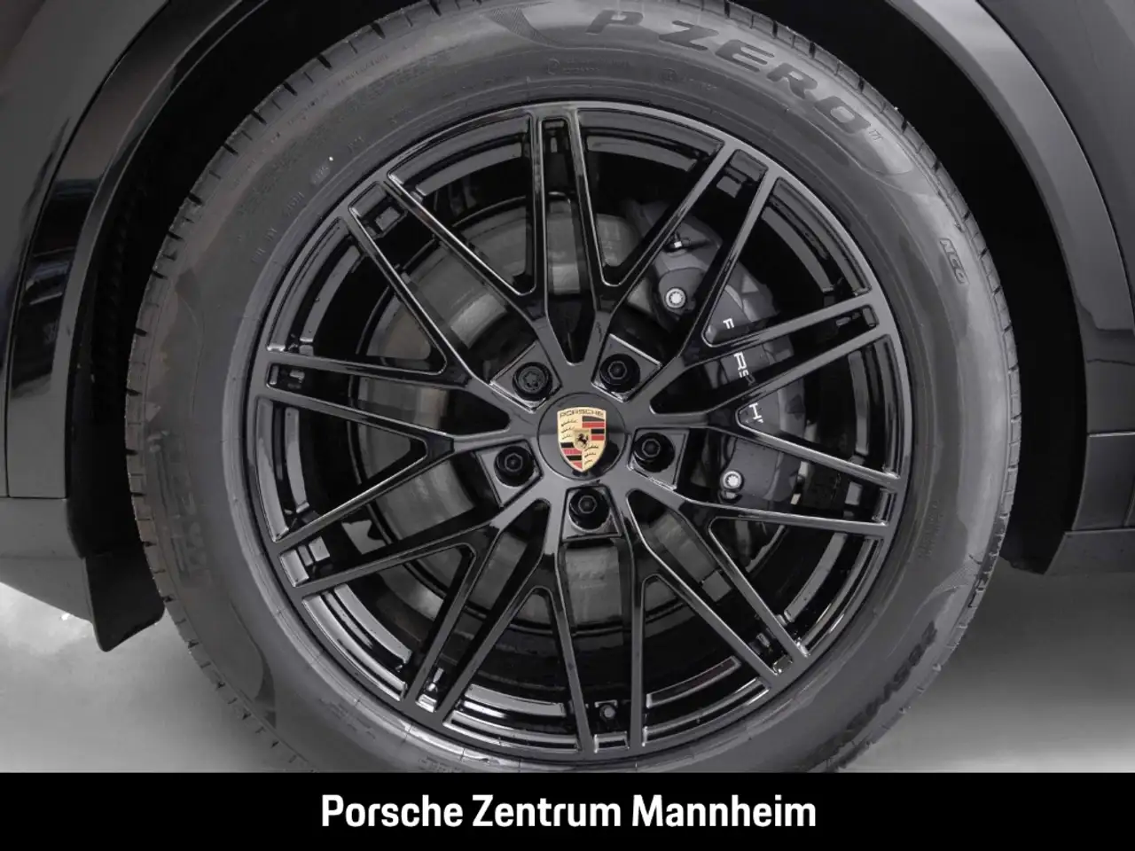Porsche Cayenne 8
