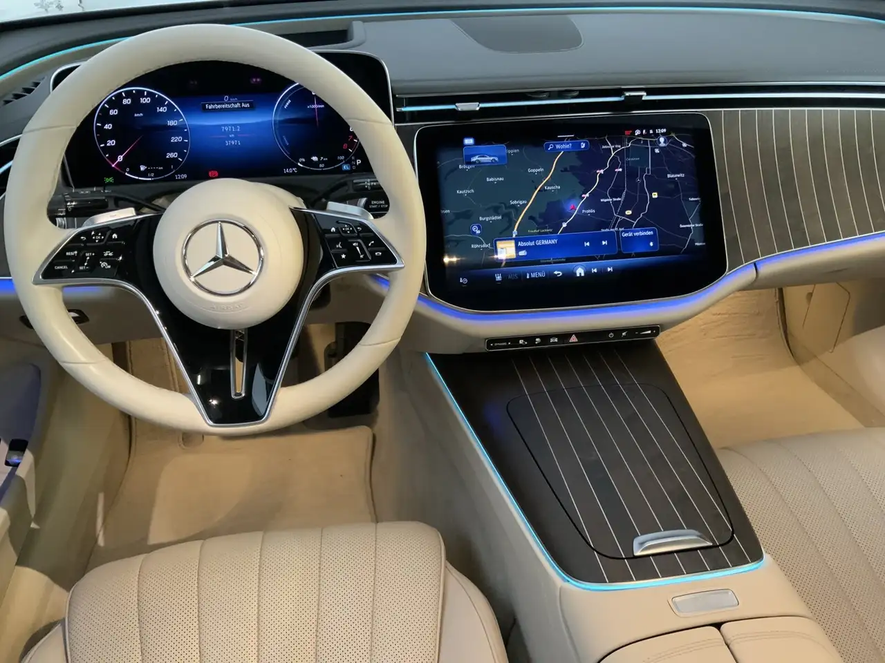 Mercedes-Benz E 300 9