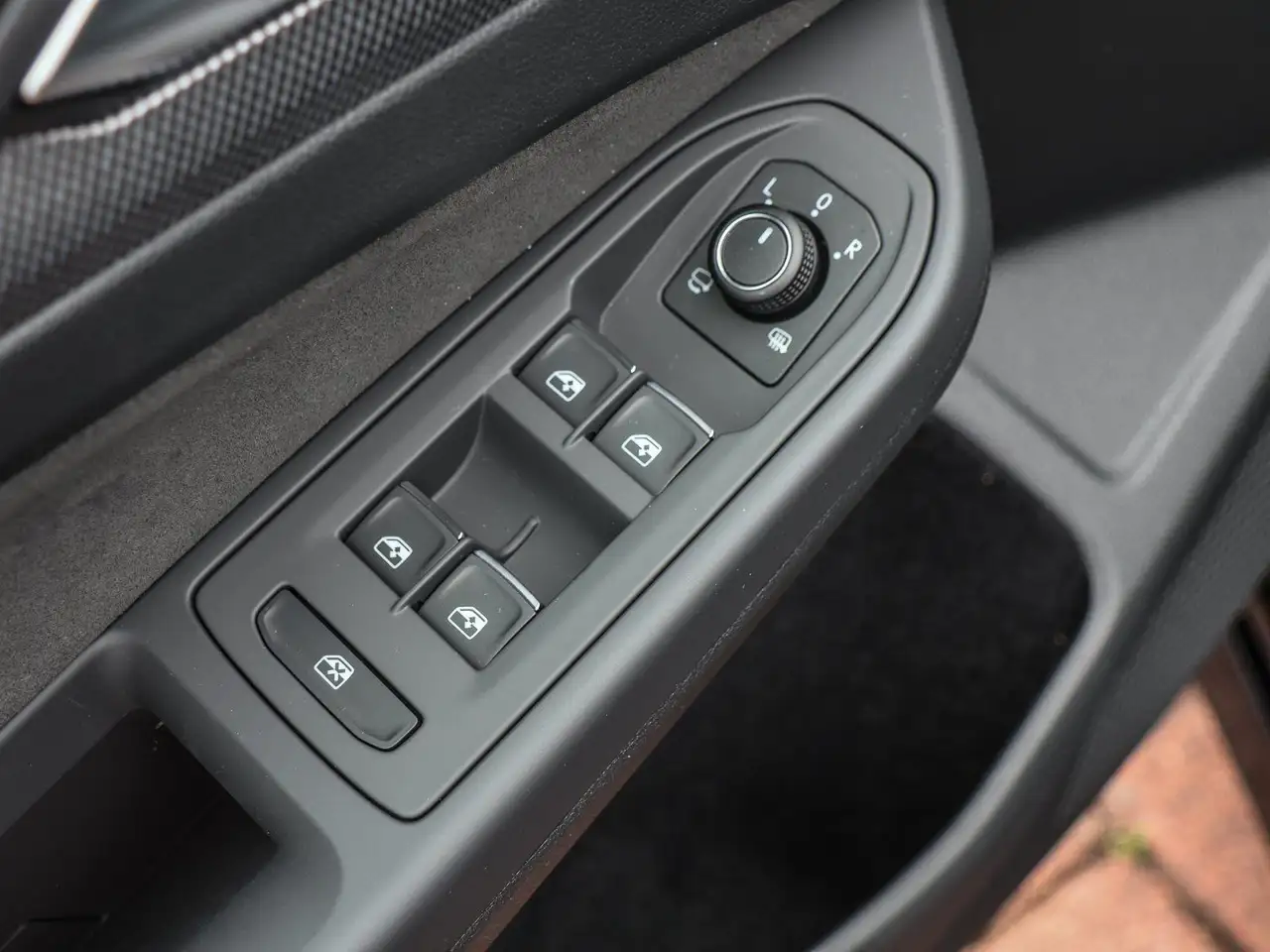 Volkswagen Golf VIII 13