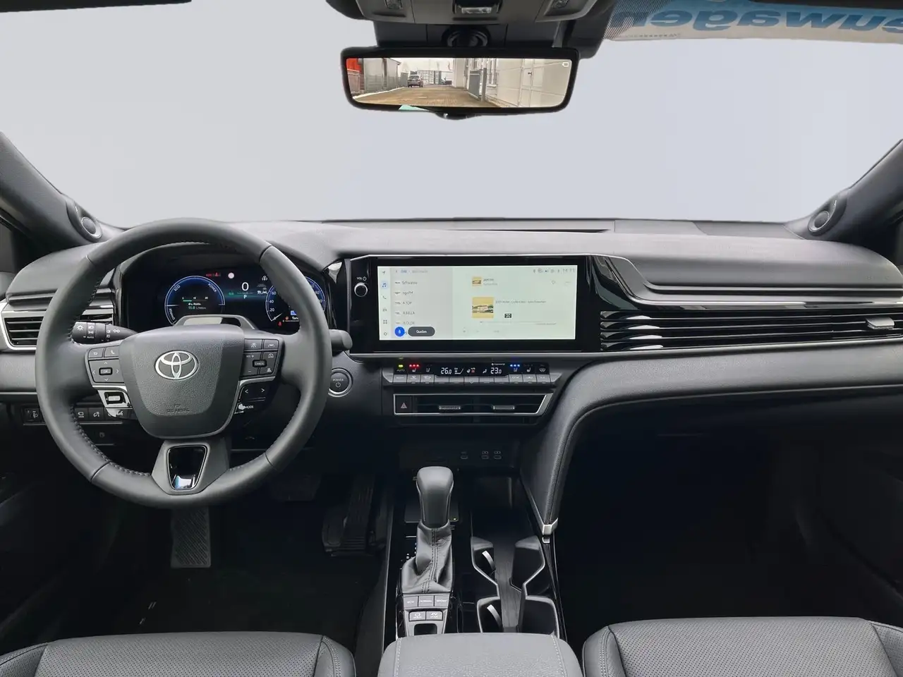 Toyota Camry 6