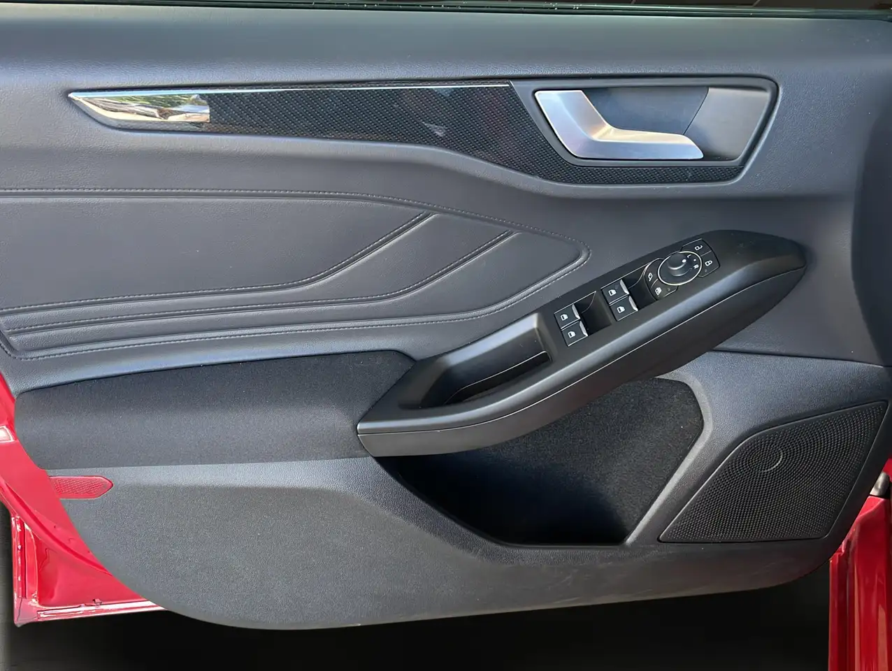 Ford Focus 10
