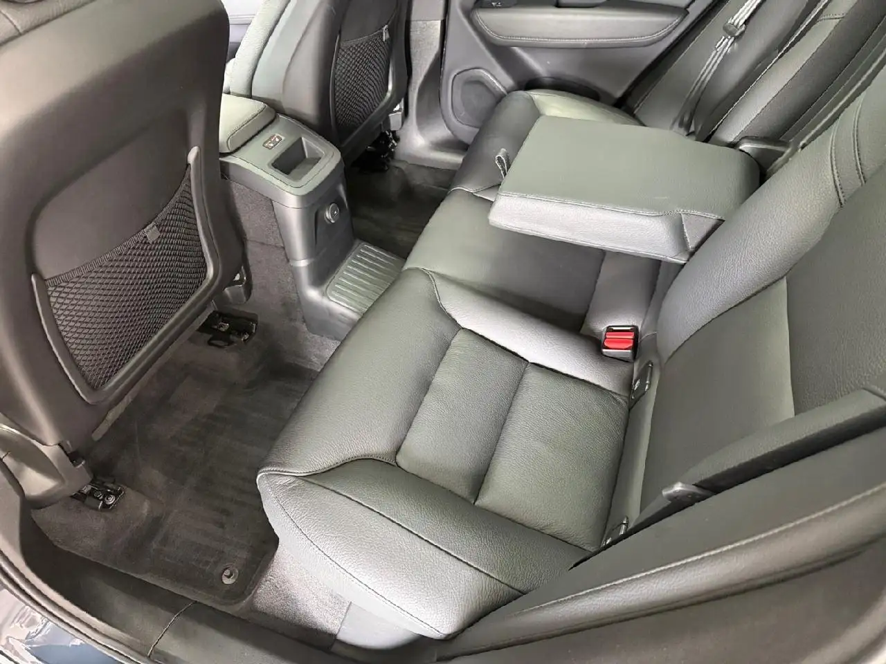 Volvo XC60 10