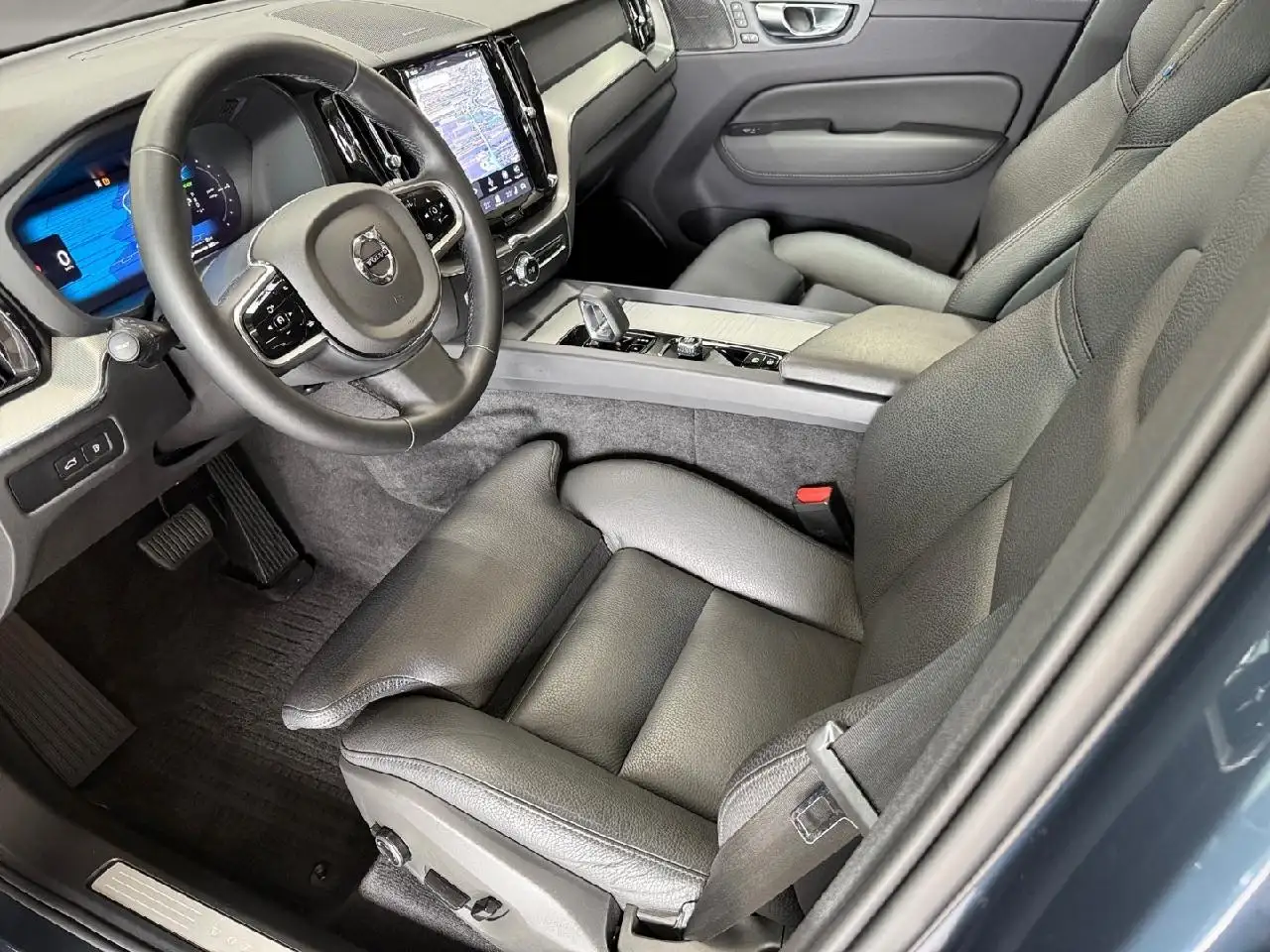 Volvo XC60 11
