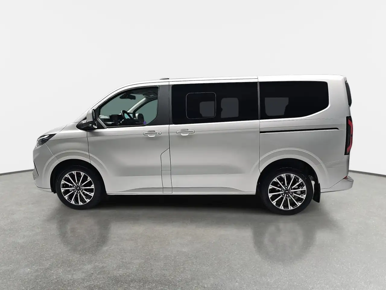 Ford Tourneo 6