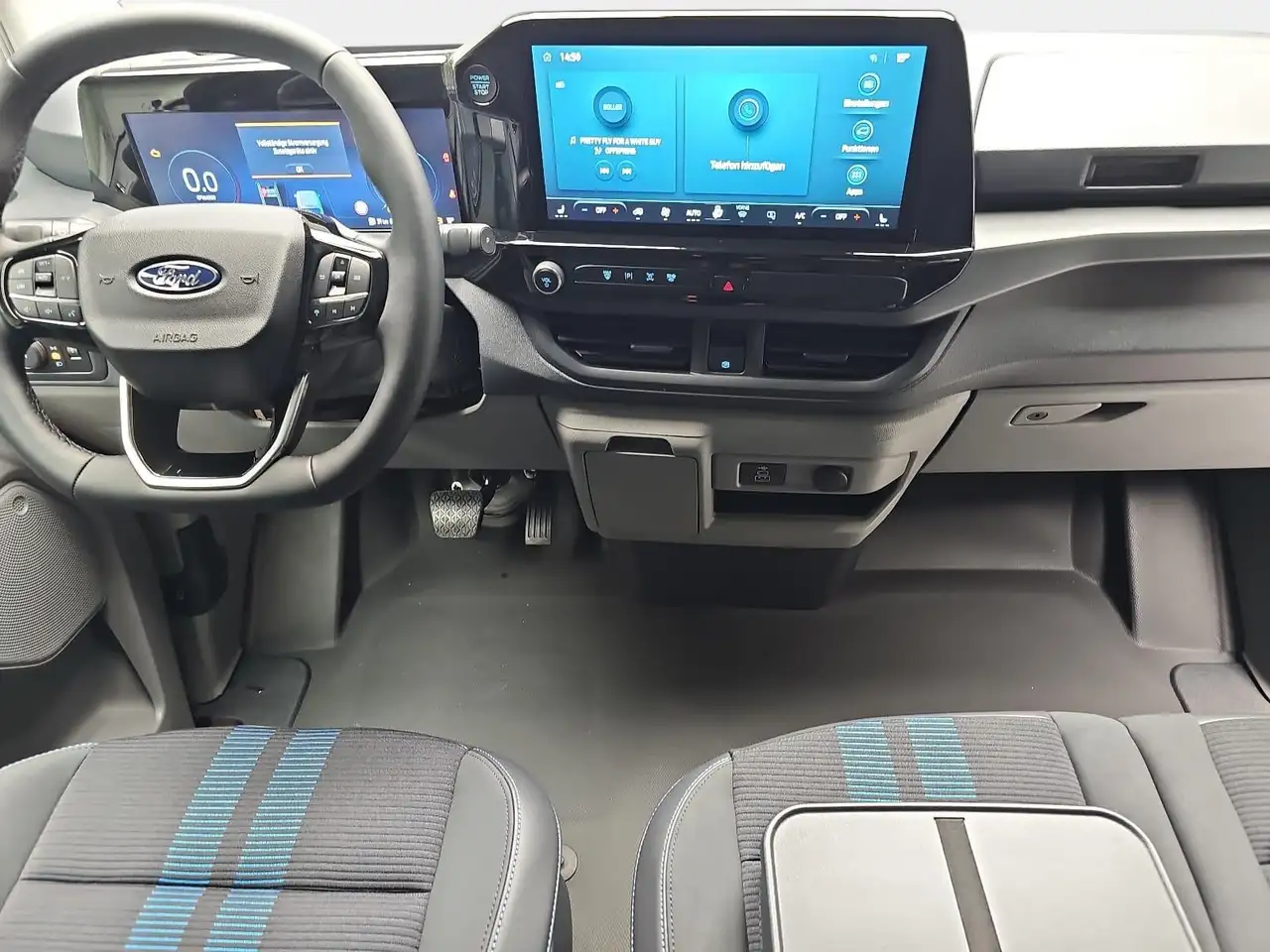 Ford Transit 8