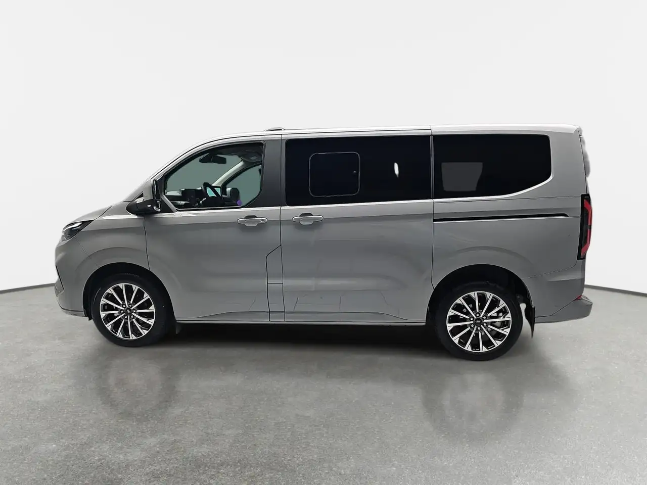 Ford Tourneo 6