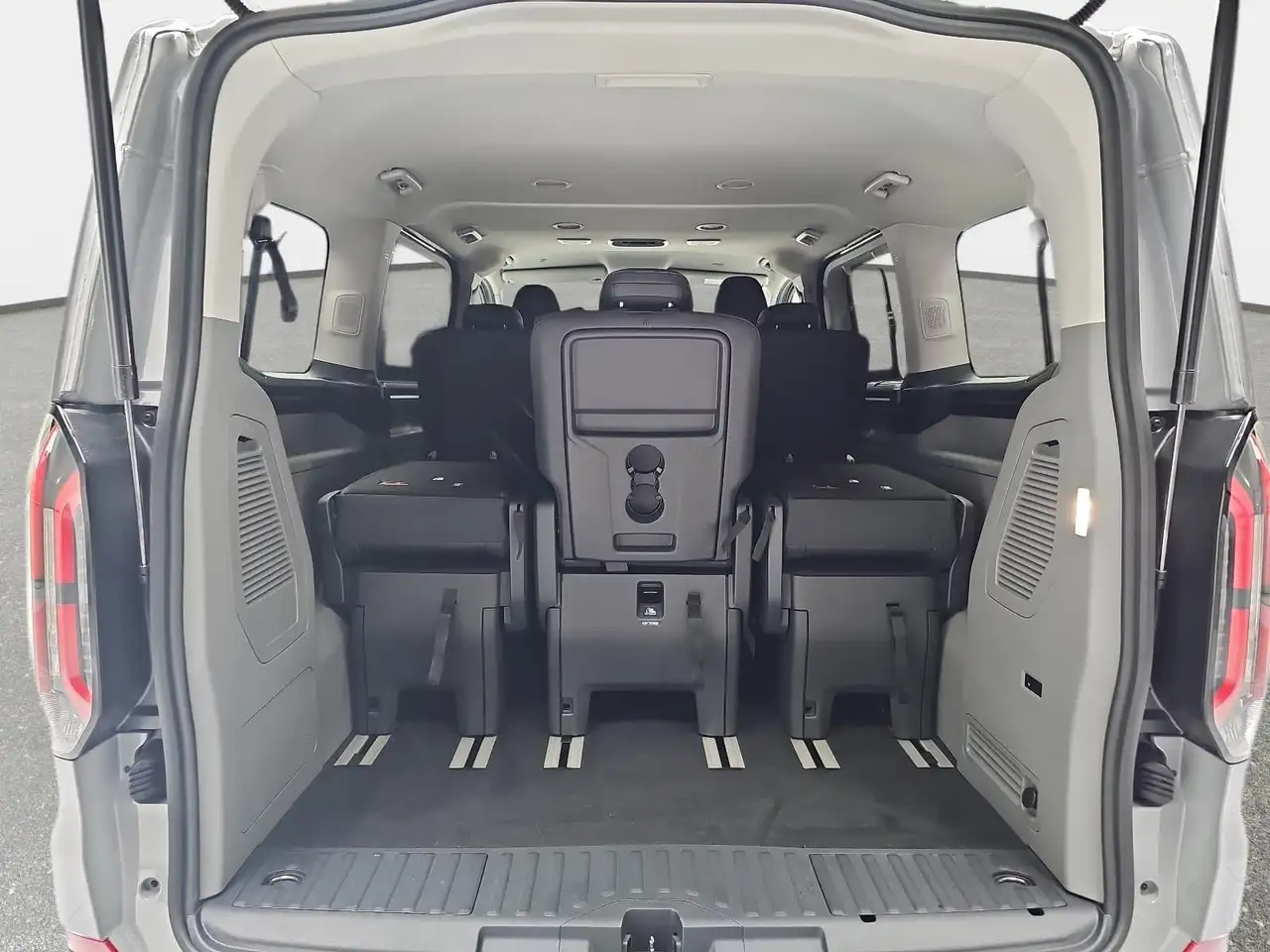 Ford Tourneo 15
