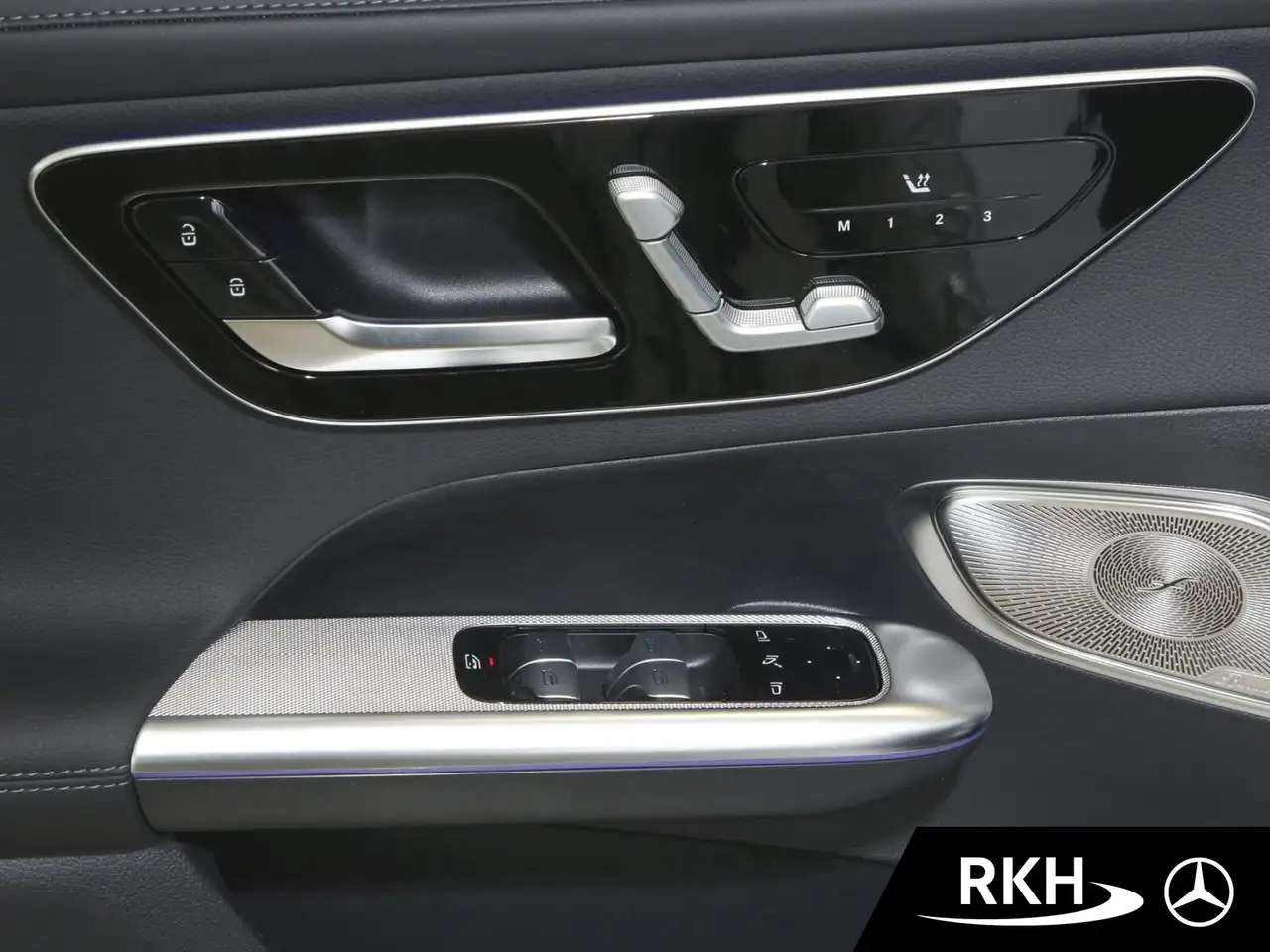 Mercedes-Benz GLC 220 14