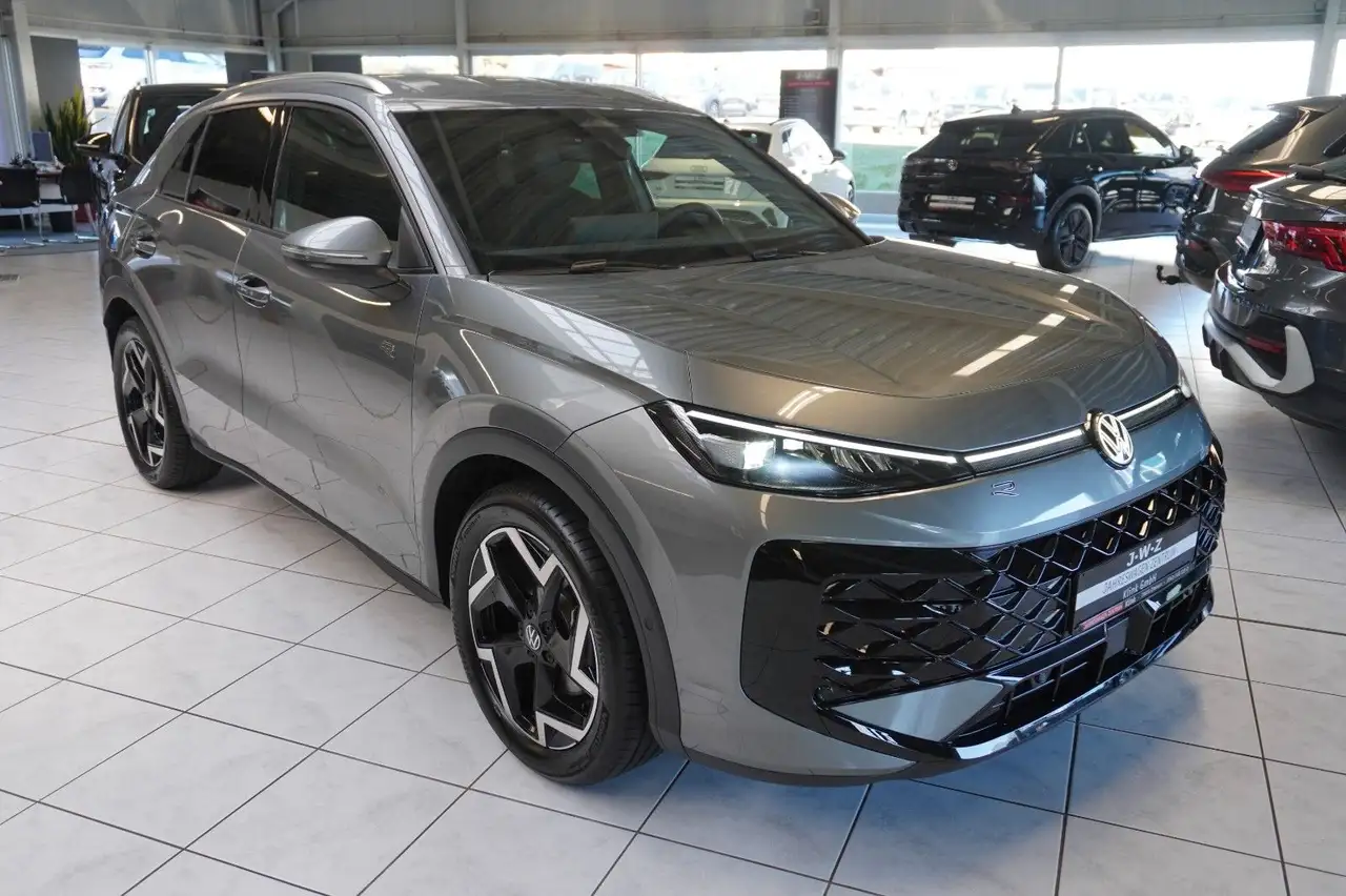 Volkswagen T-Roc 3