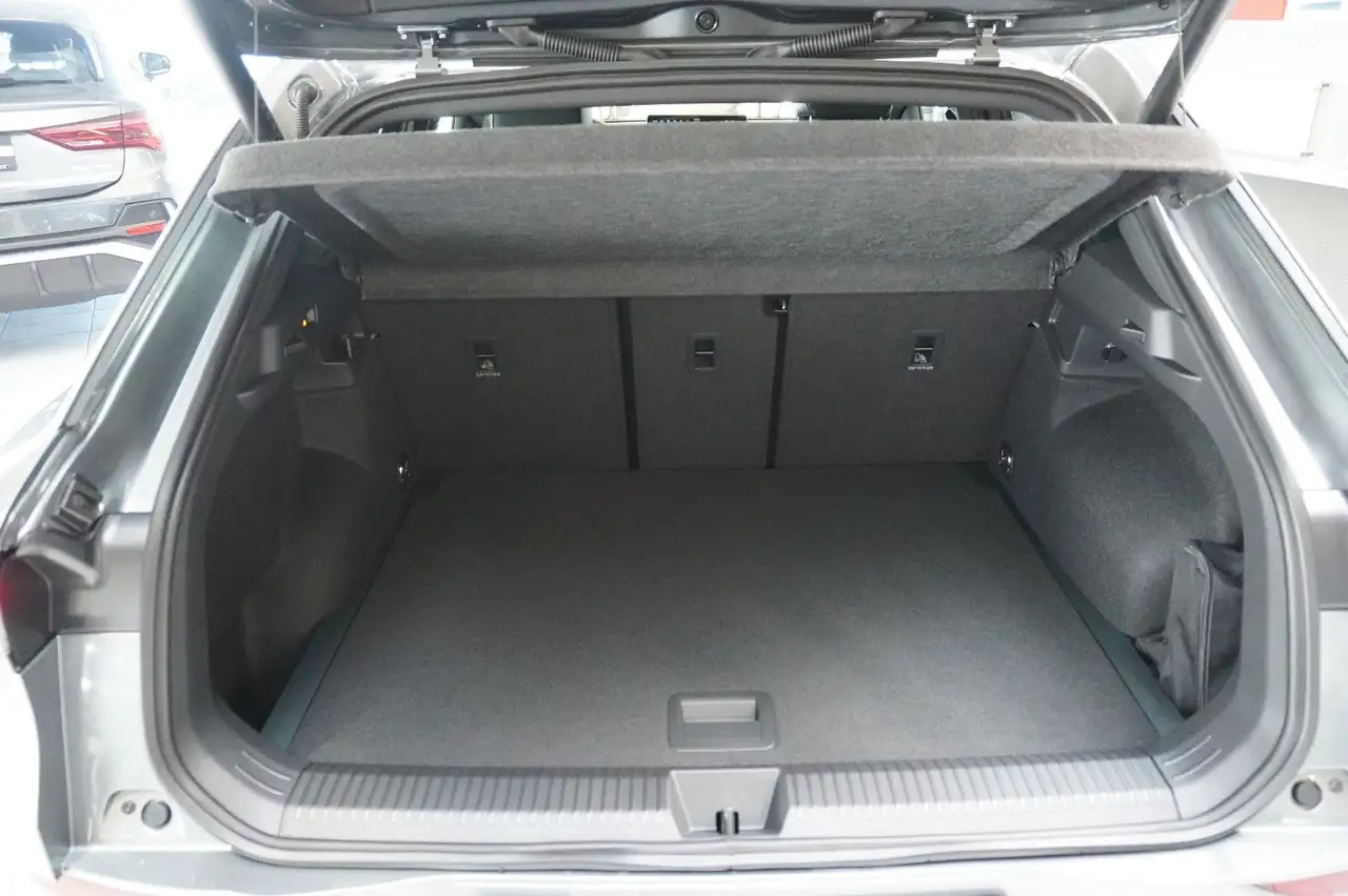 Volkswagen T-Roc 16
