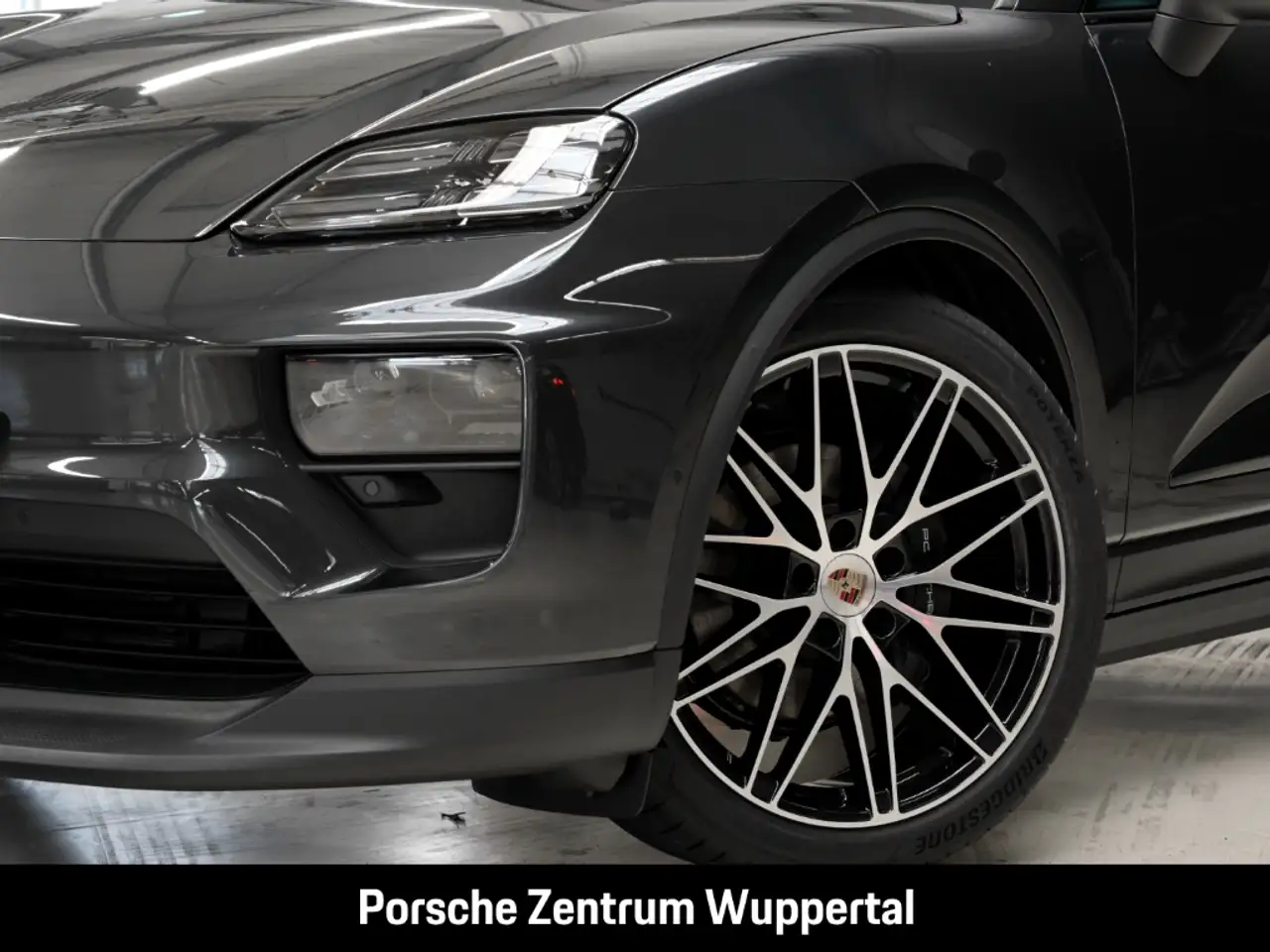 Porsche Macan 4 6
