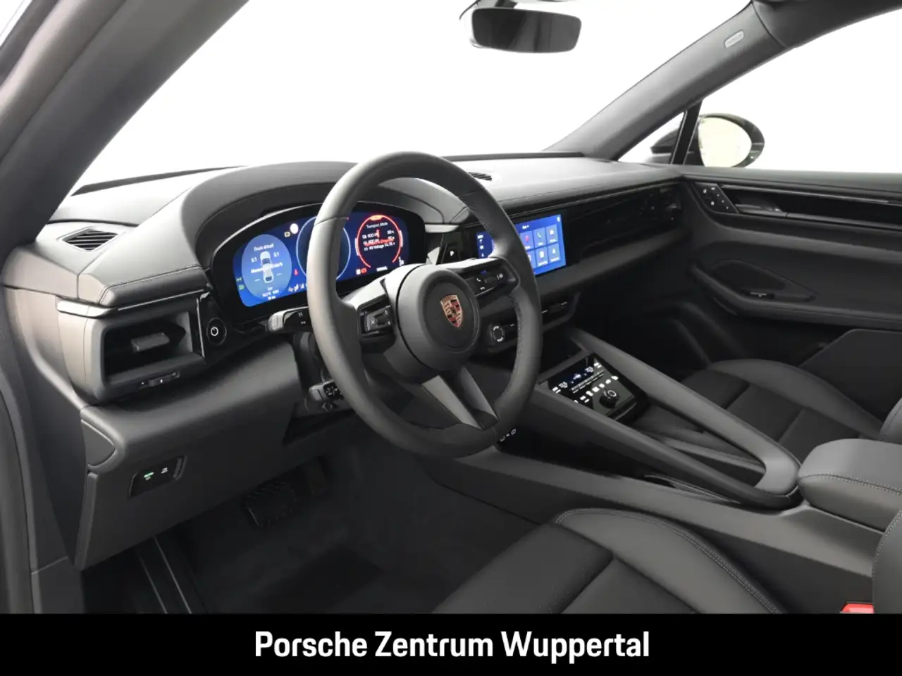 Porsche Macan 4 12