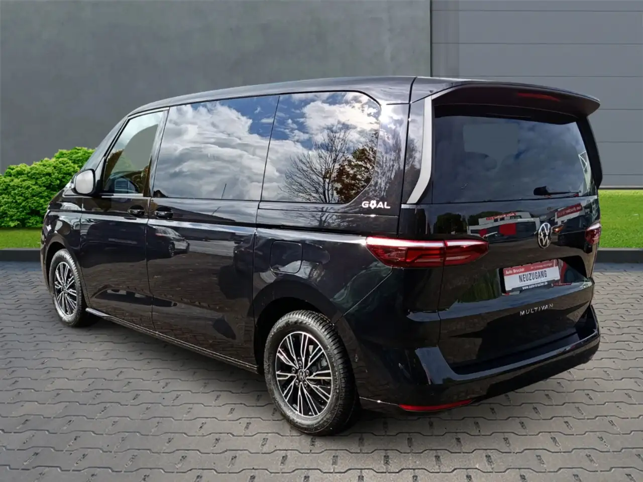 Volkswagen T7 Multivan 2