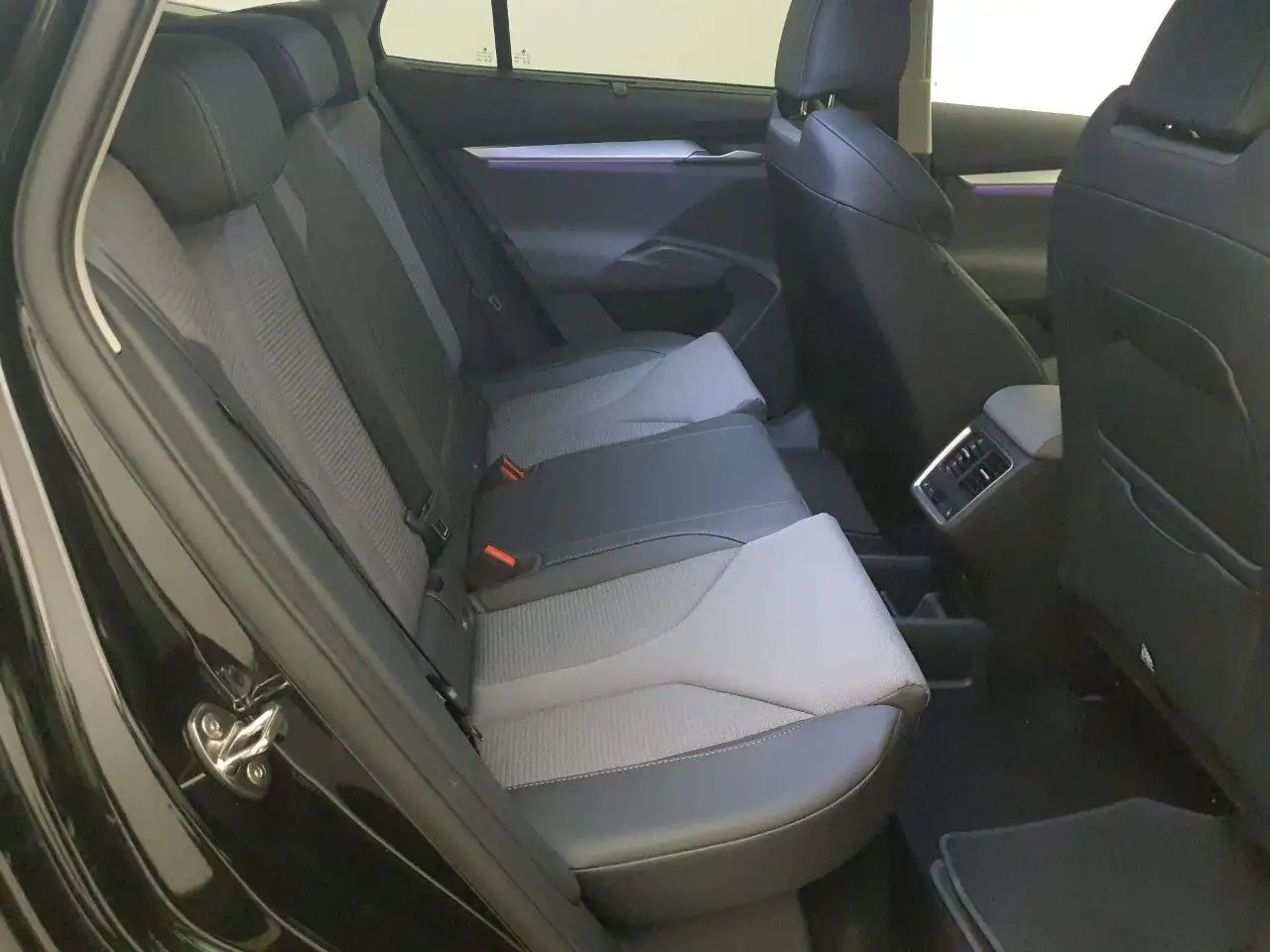 Skoda Enyaq 85 5