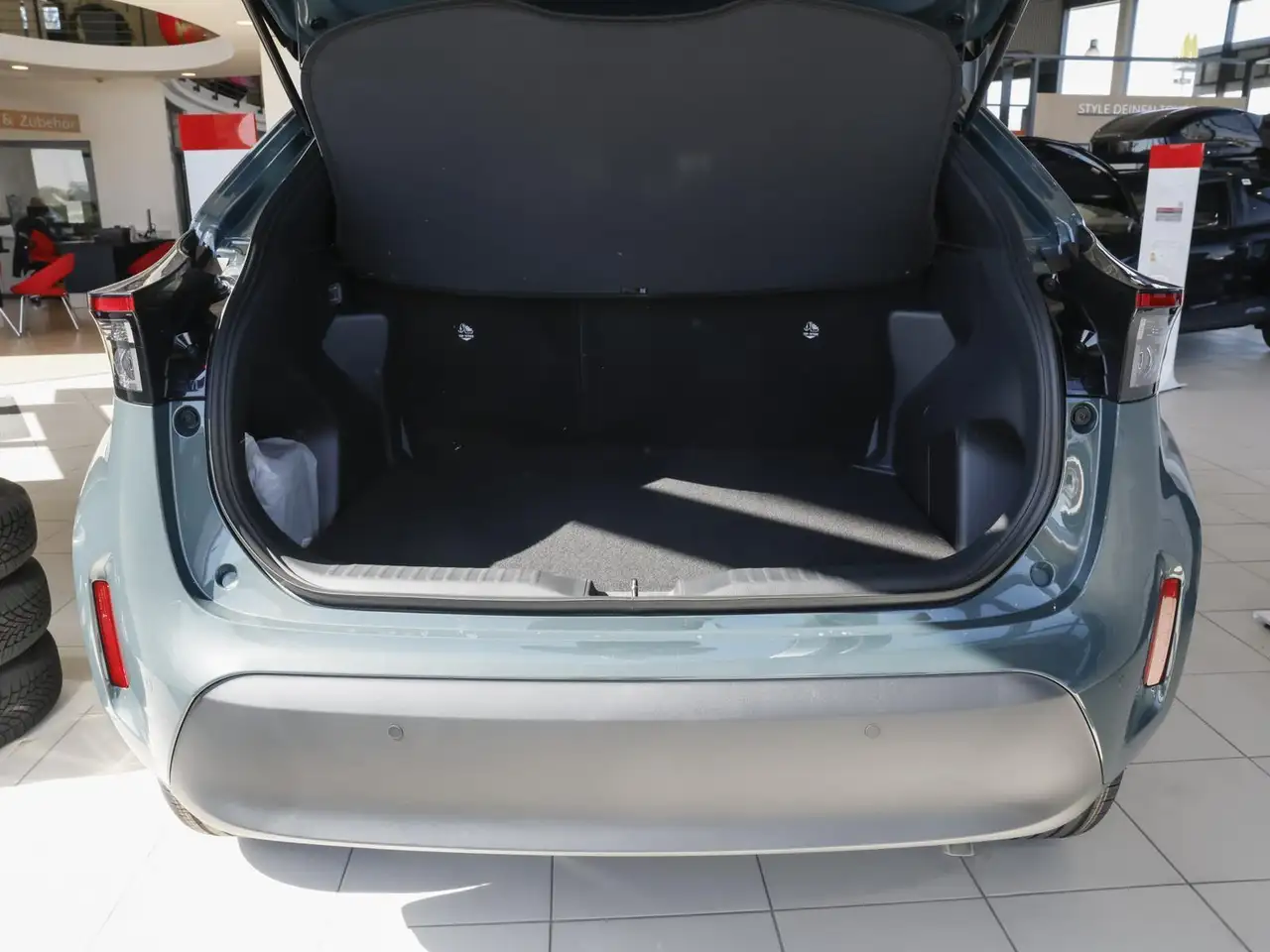 Toyota Yaris 9
