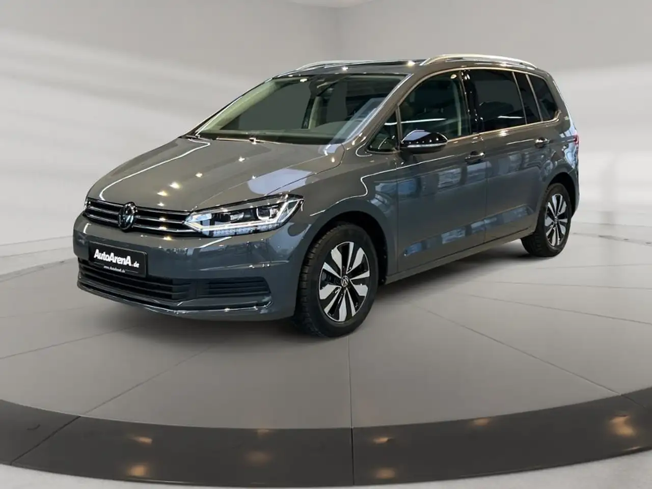 Volkswagen Touran 2