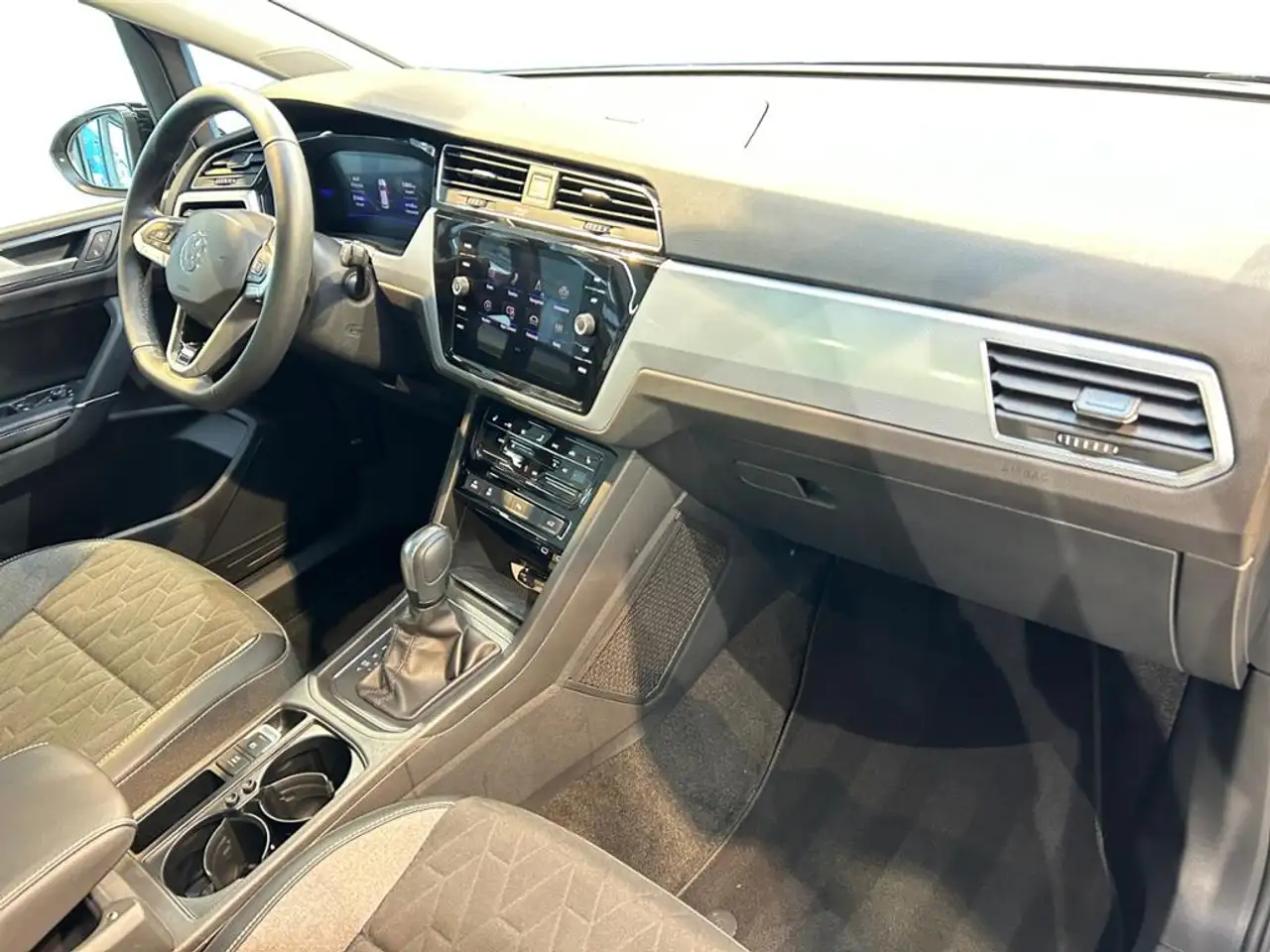 Volkswagen Touran 4