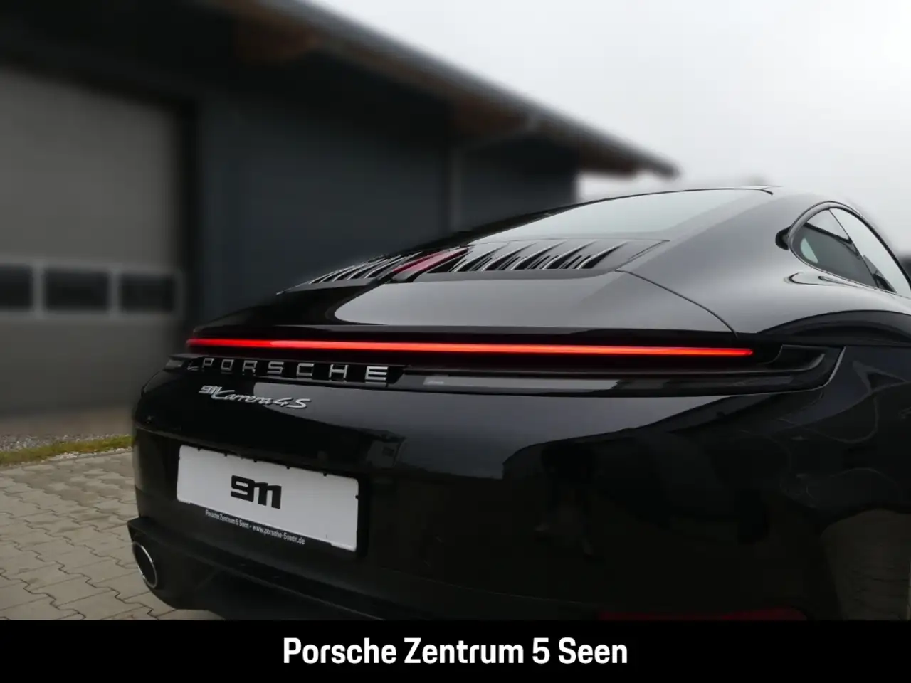 Porsche 992 II 8