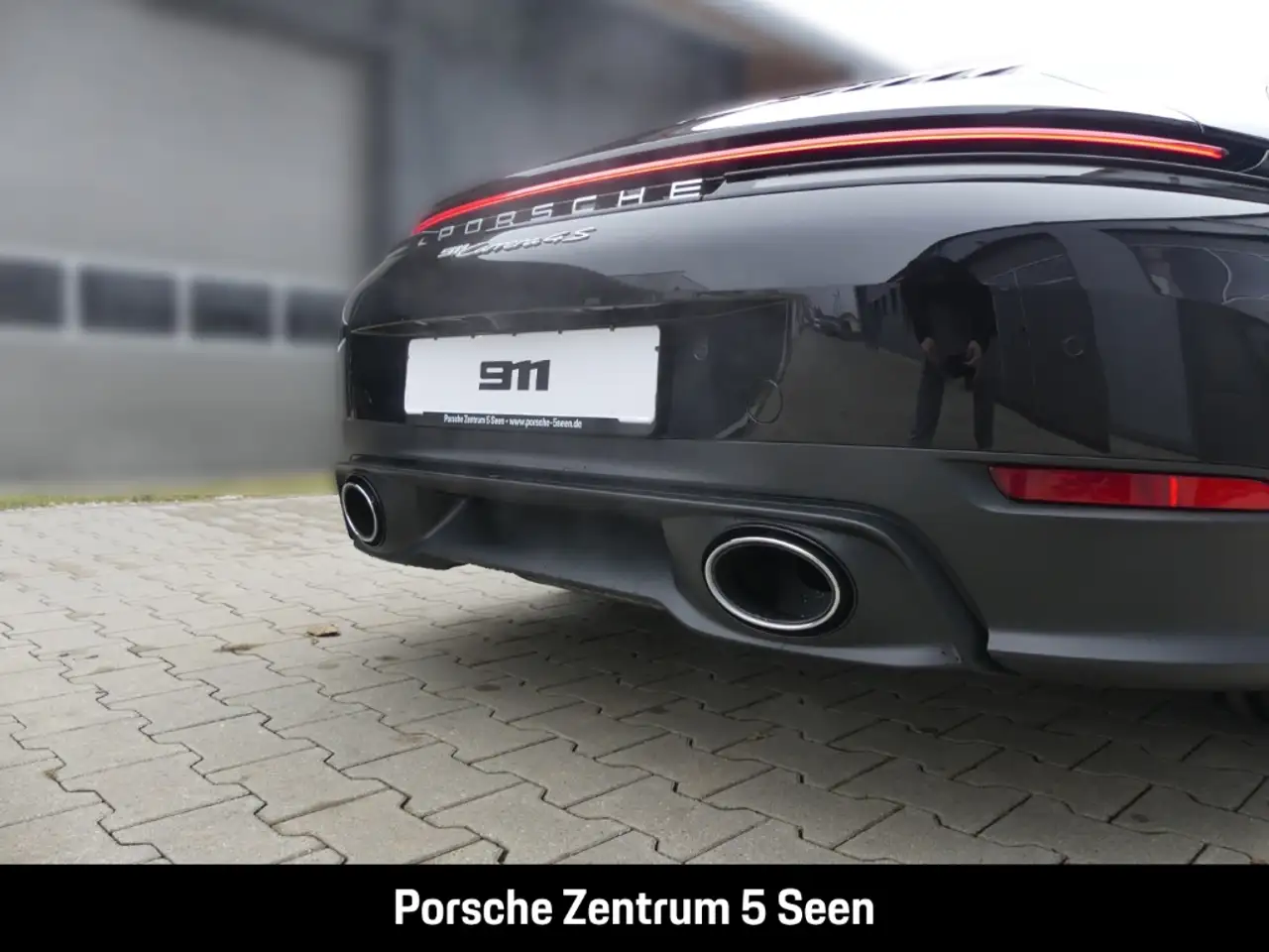 Porsche 992 II 10