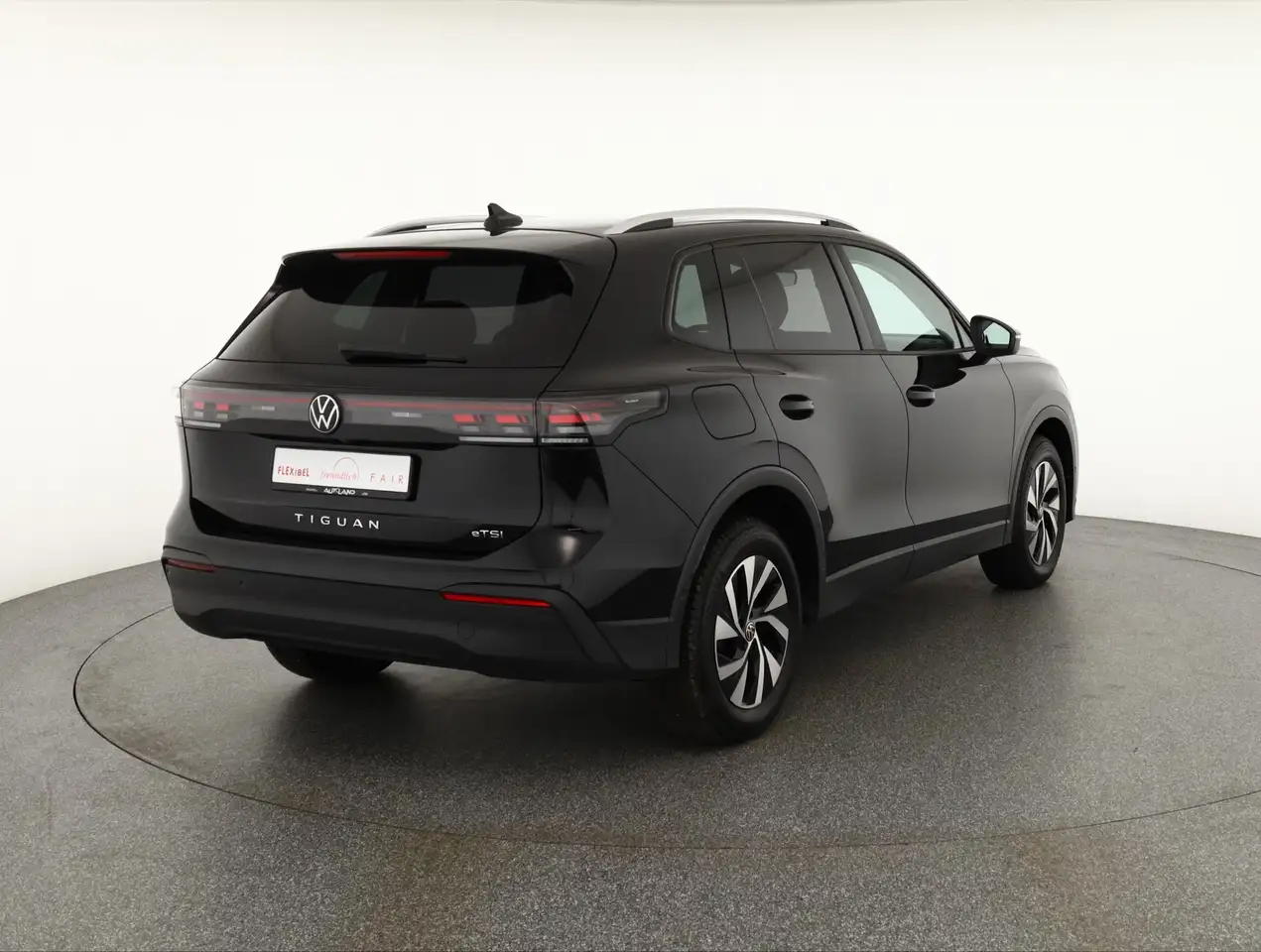 Volkswagen Tiguan 5
